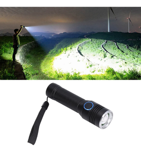 Linterna LED recargable con zoom